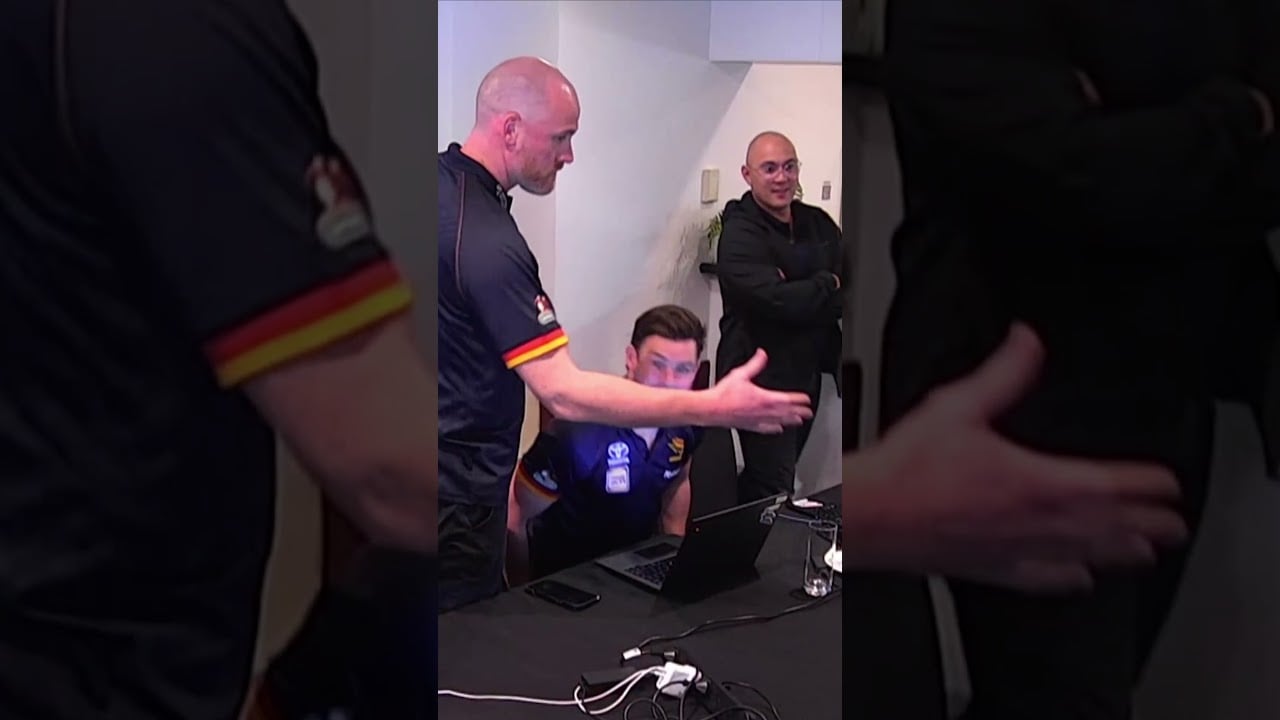 Do you think he saw his hand? 🥲 #afl #footy