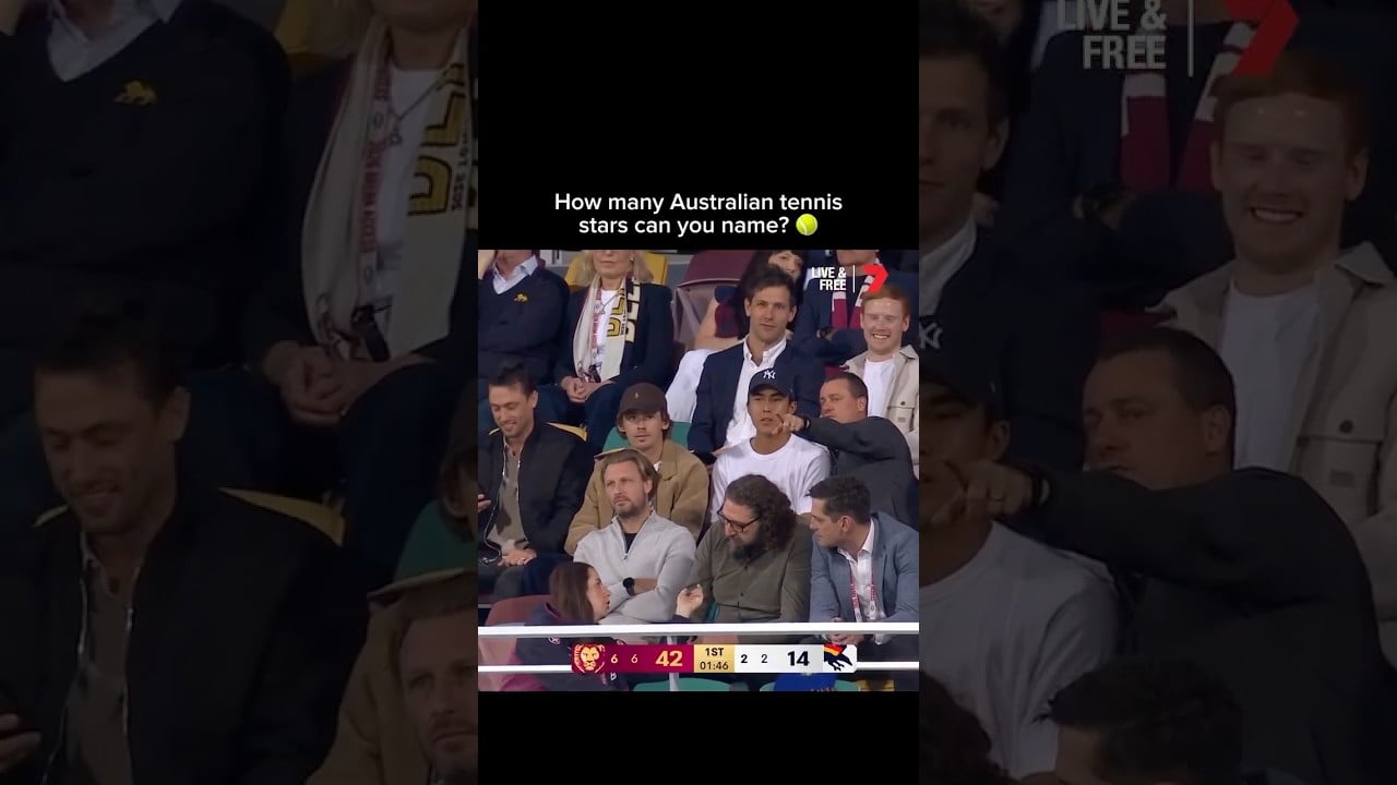 Tennis players watch Aussie Rules 🤩 #afl #footy